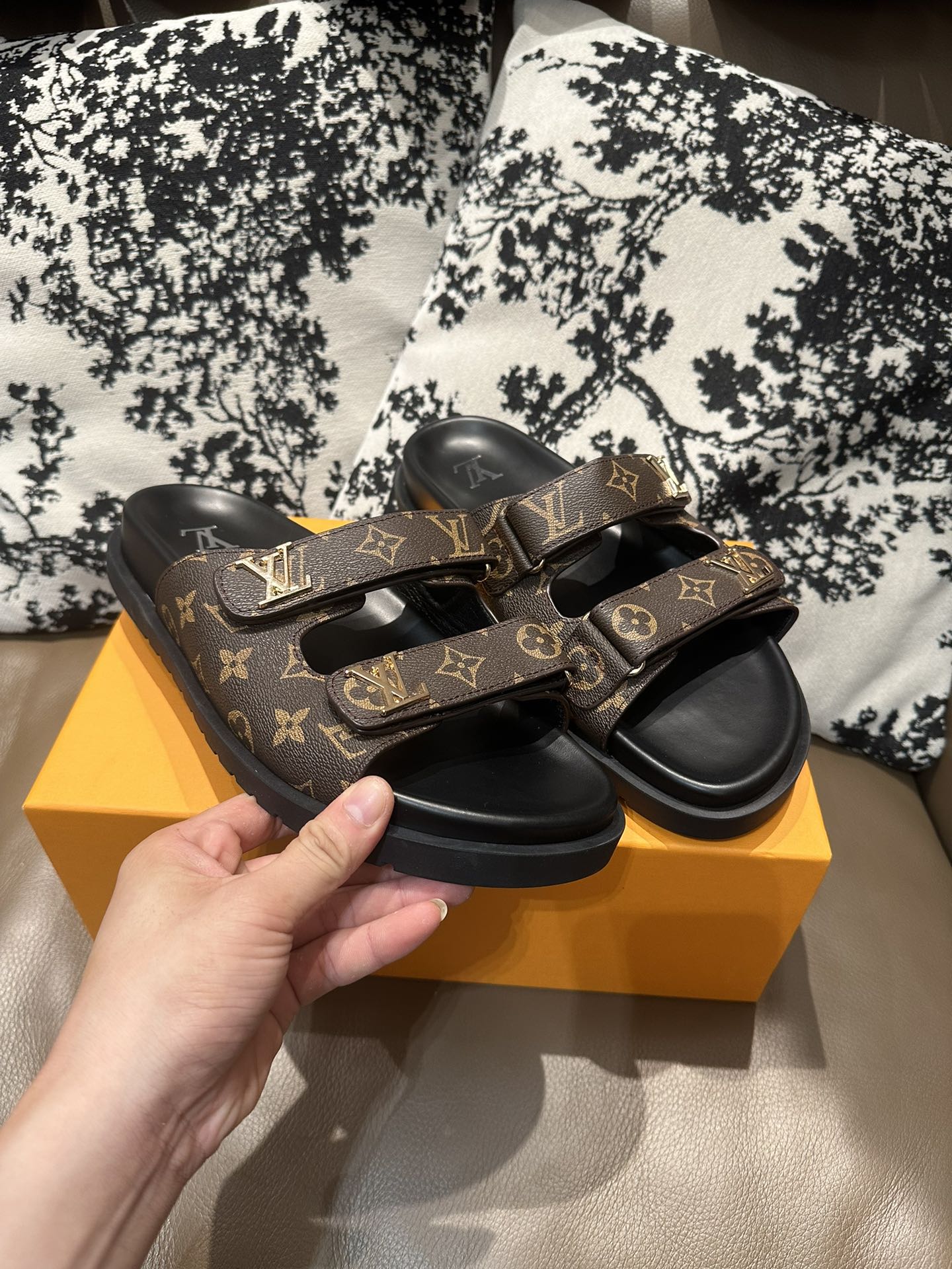 285ZE29Z  Popular leather Shoes