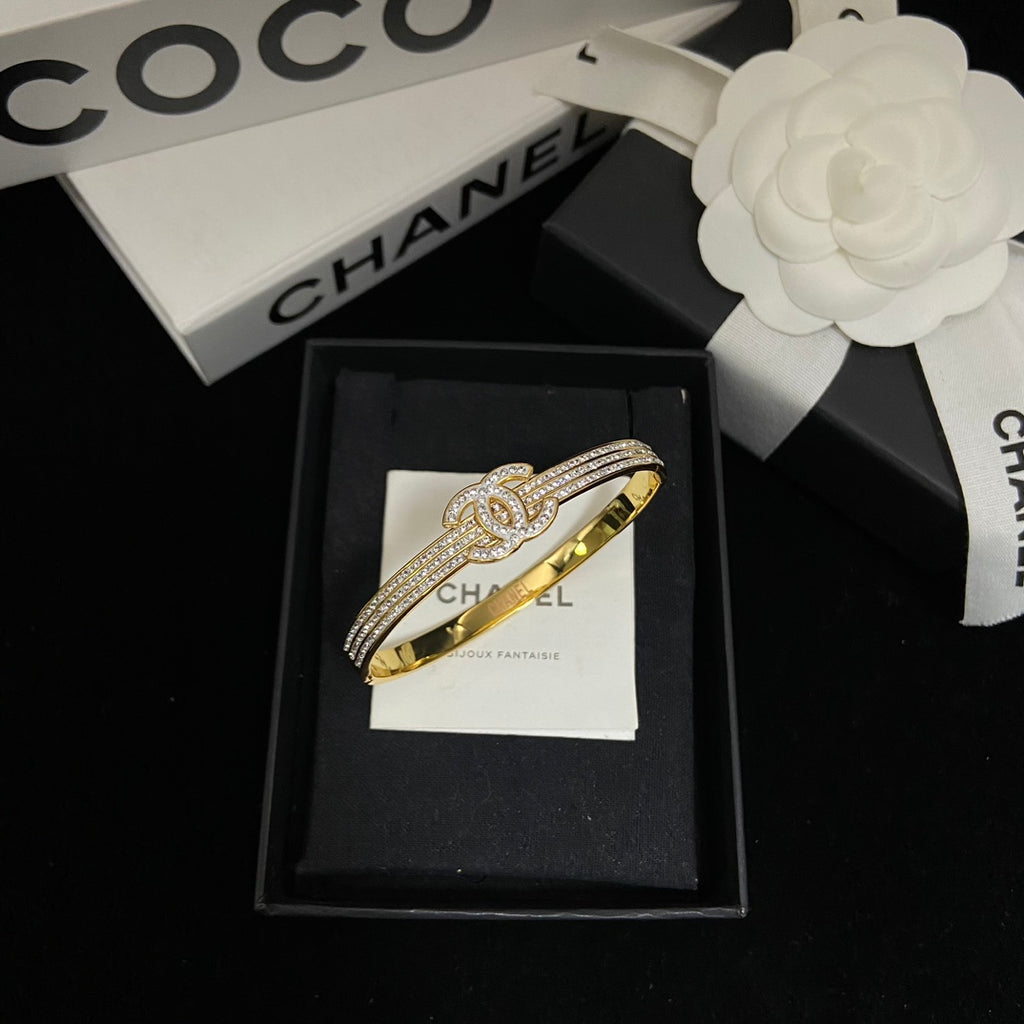 15QC72K  Popular Bracelets