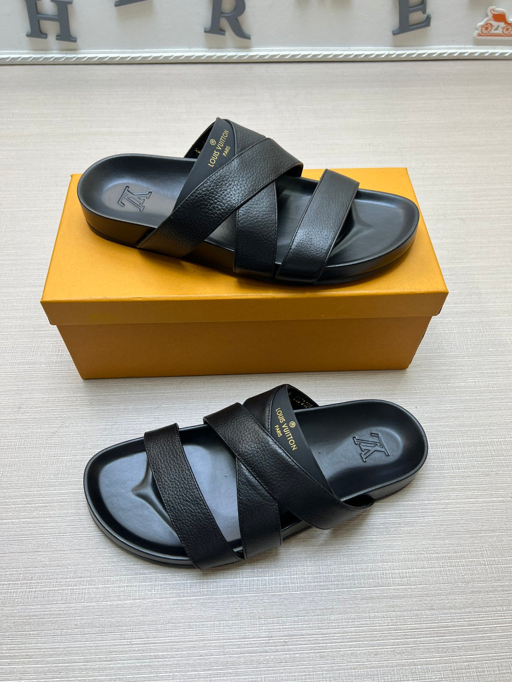 54E89Z Popular slippers