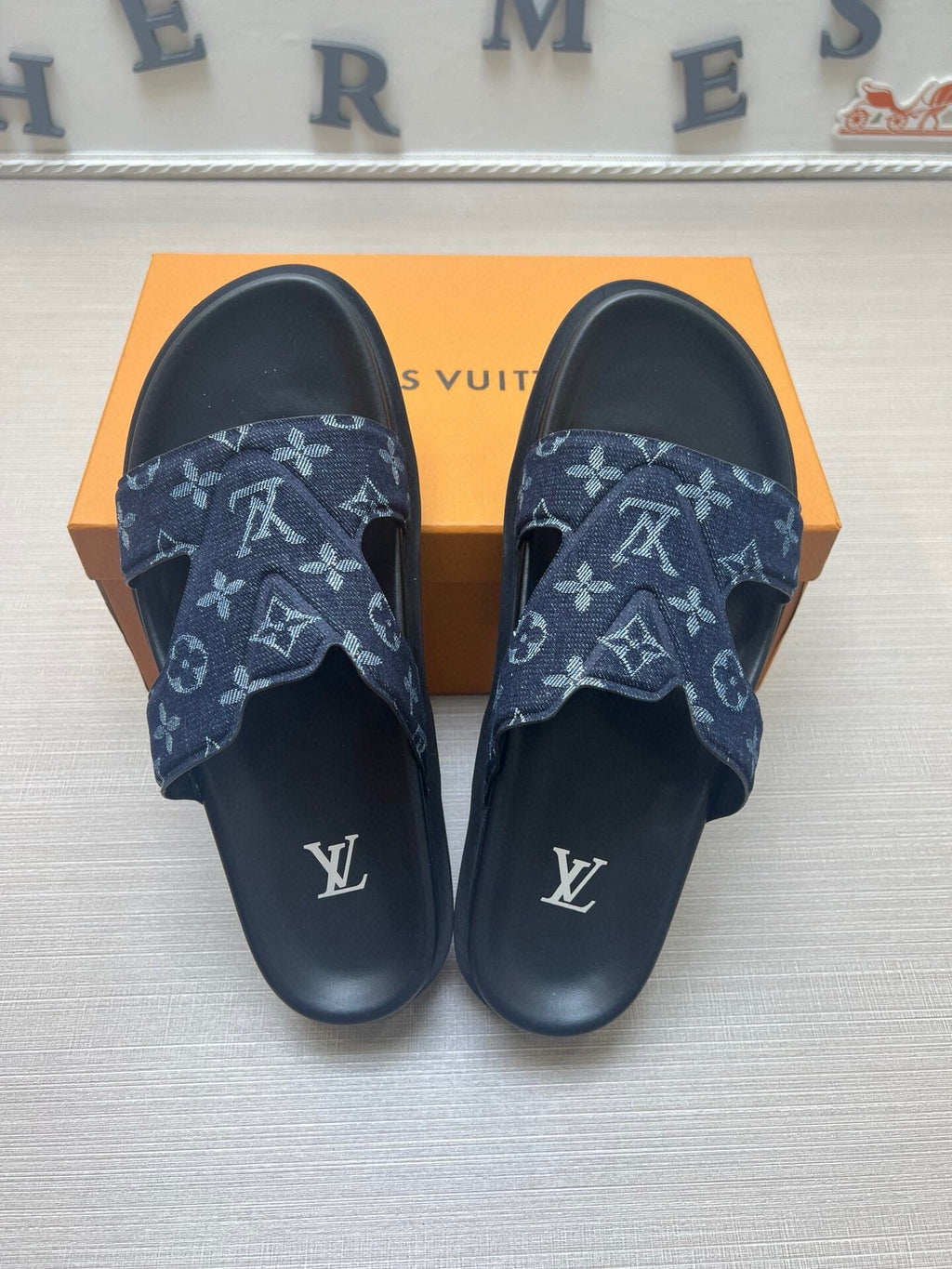 5LE226Z Popular Slippers