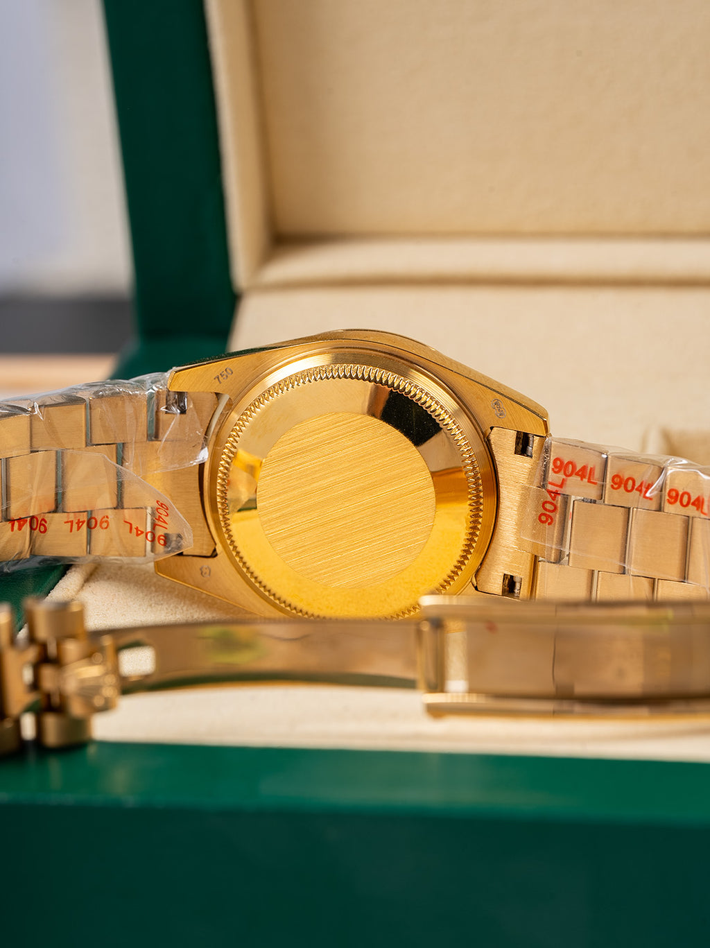 136RL13L Popular Watches