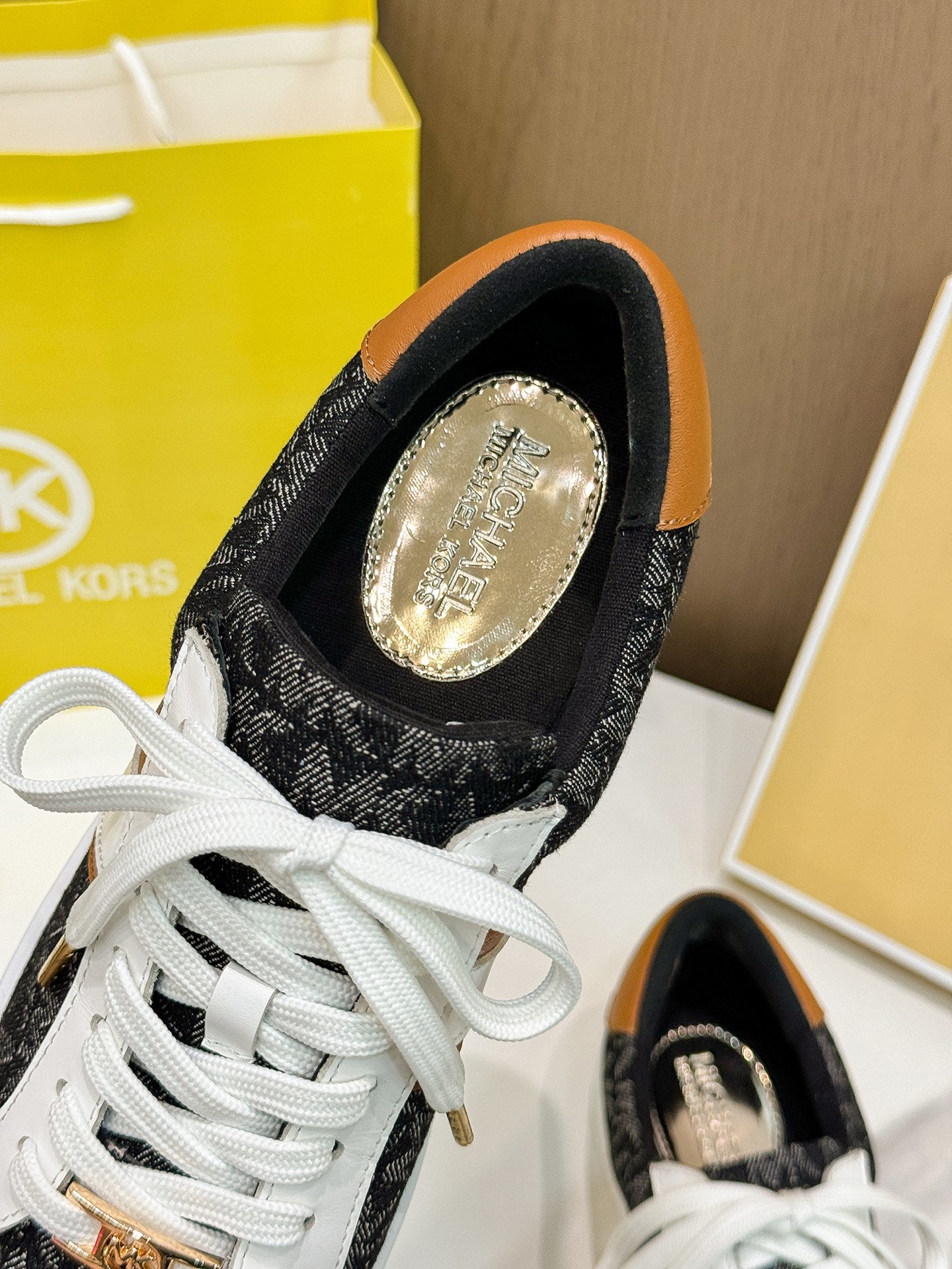 285ZA48Z Popular high-quality shoes