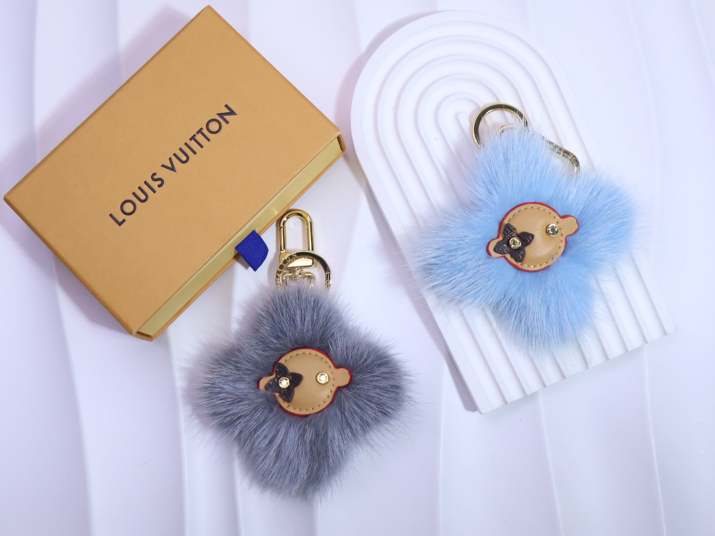 35QE26A Popular bag 's charms accessories