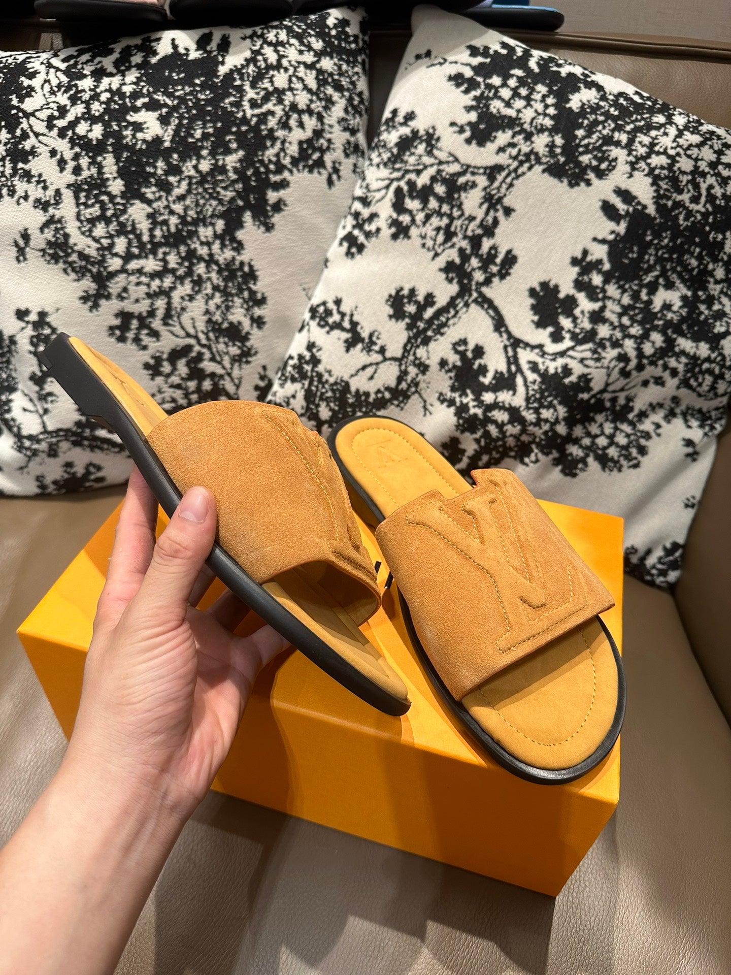 285ZE25Z  Popular leather Shoes