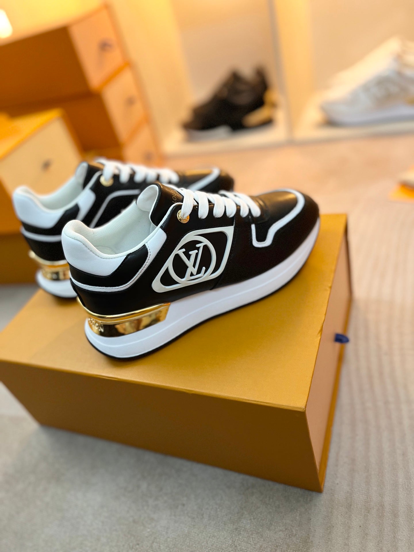 236PE59Z Popular high-quality leather Shoes