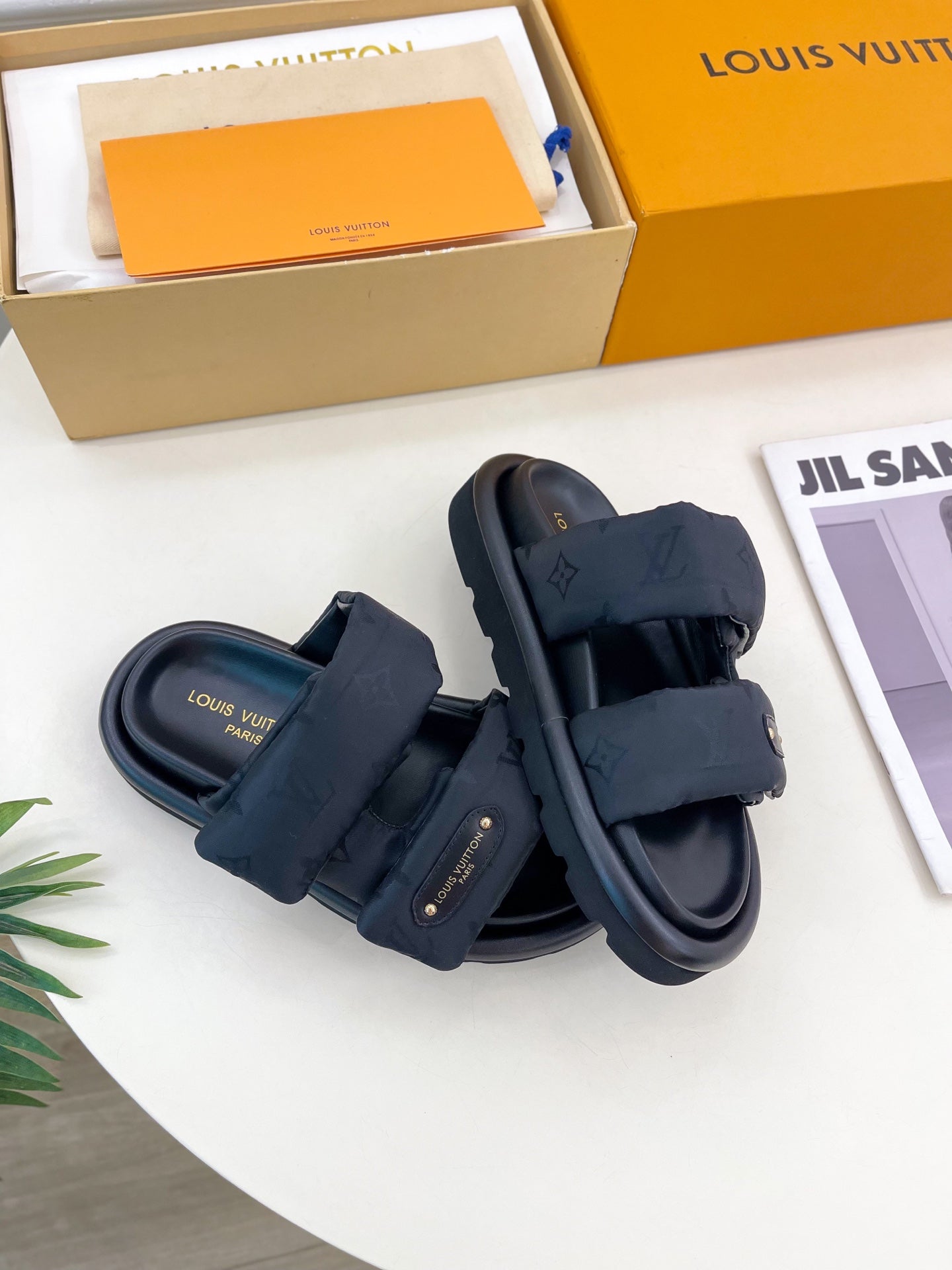 6105QE351Z Popular Shoes