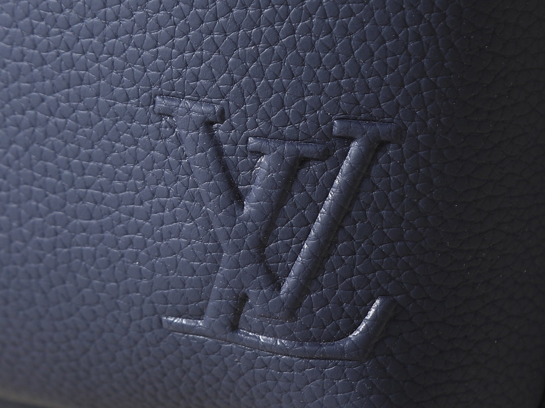 146PE24B Popular leather bag