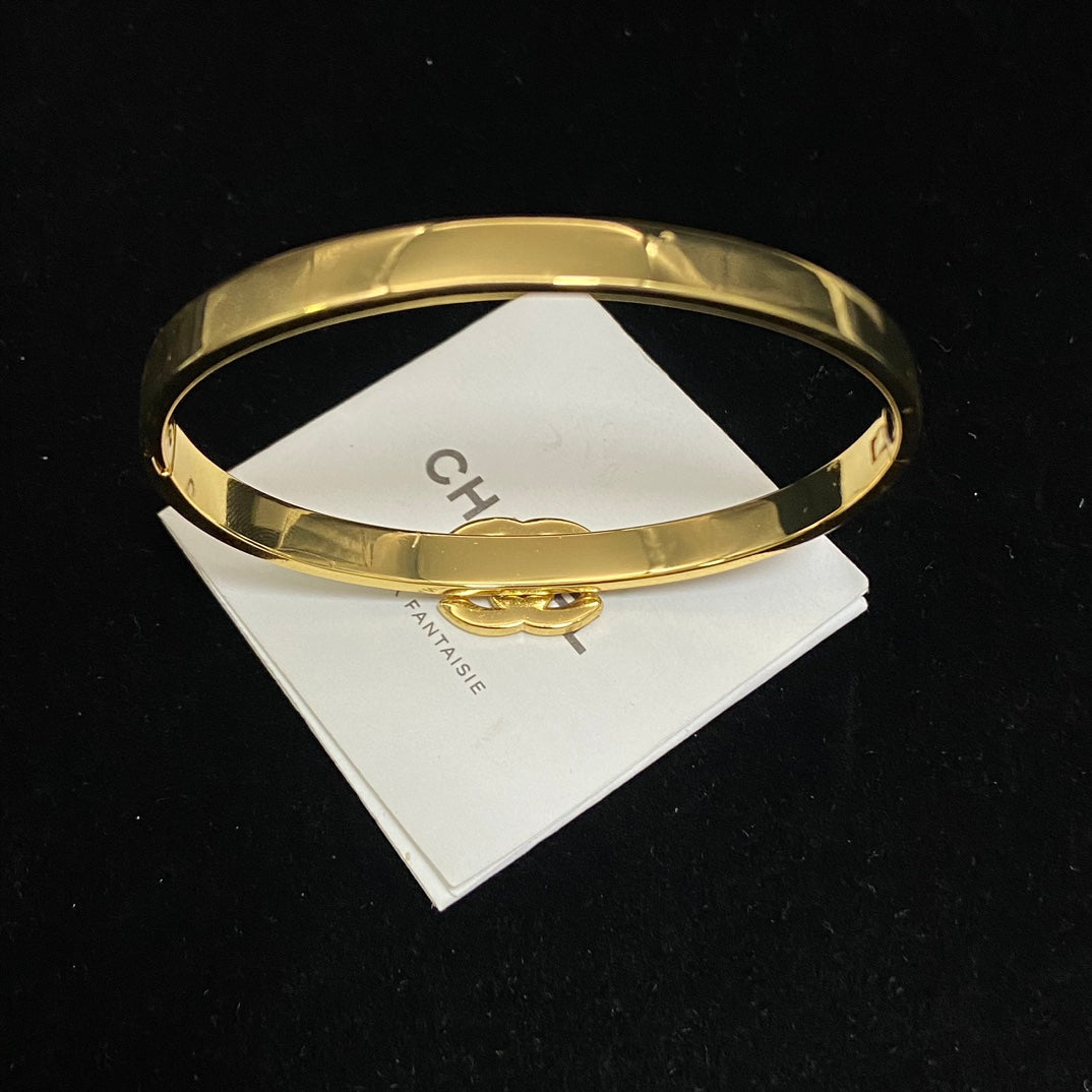 15QC72K  Popular Bracelets