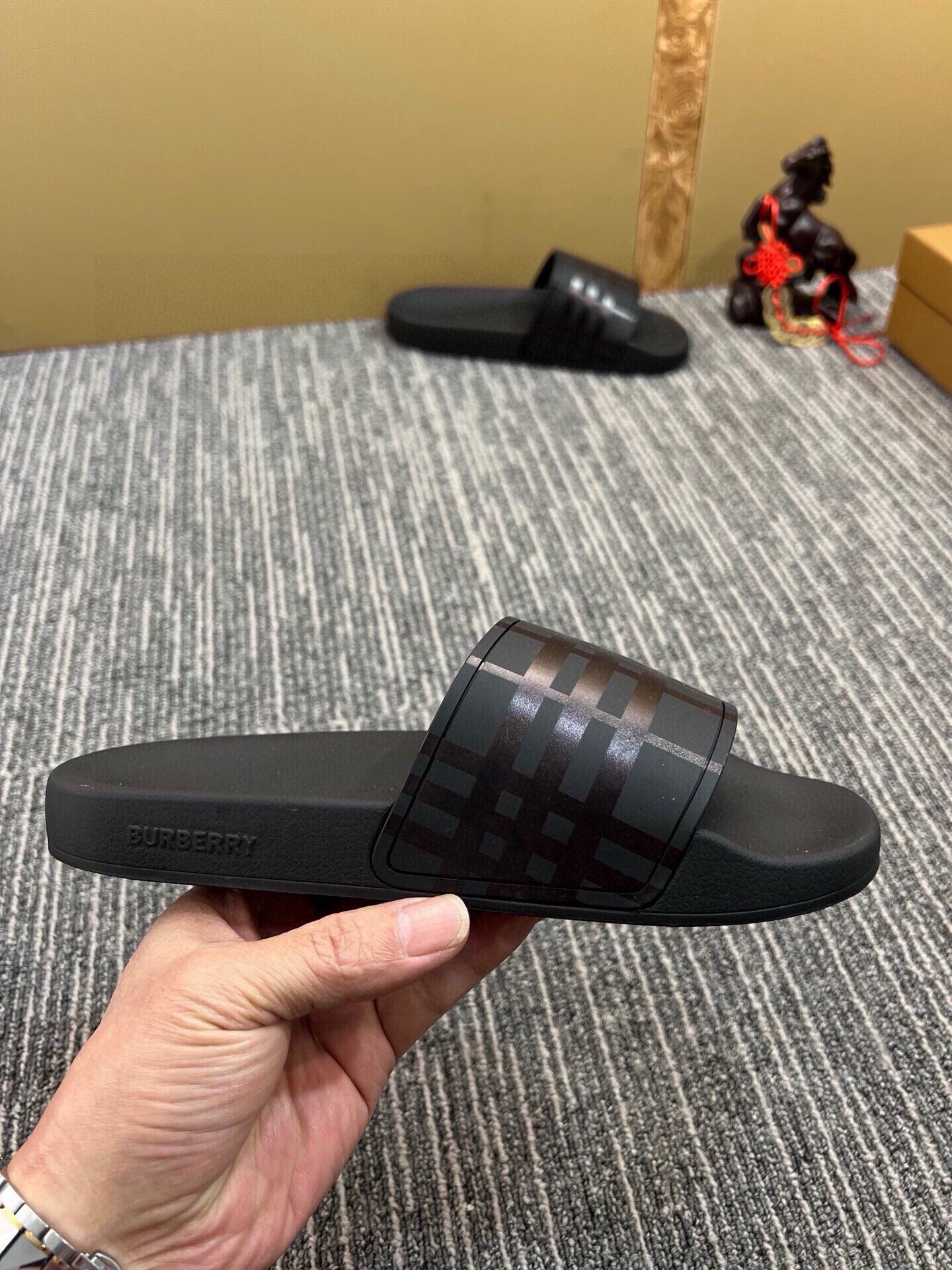 535ZR257Z Popular Slippers