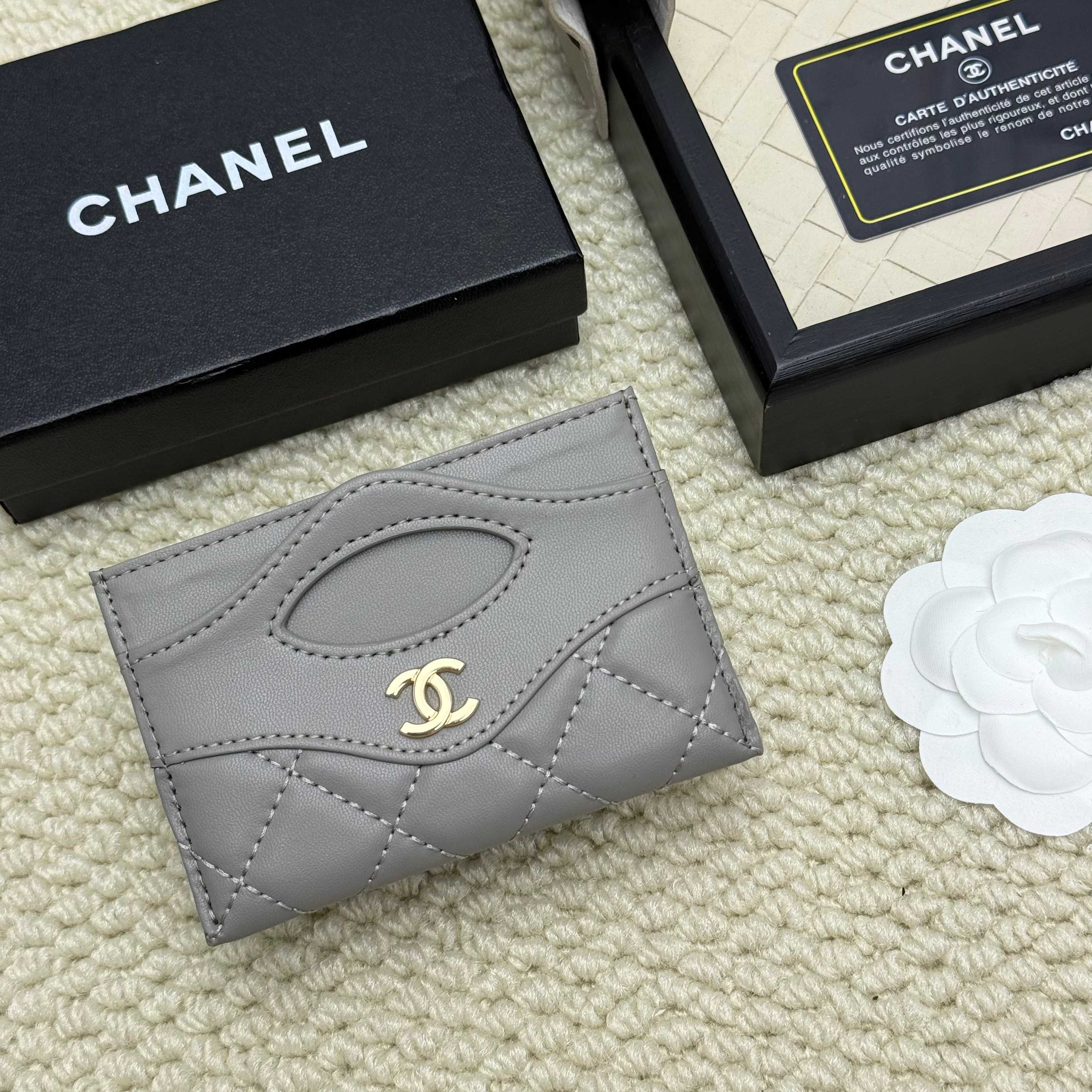 15RC153B Popular card holder