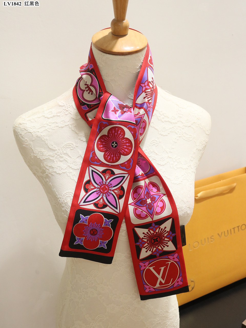 1ZE192W Popular Silk Scarve