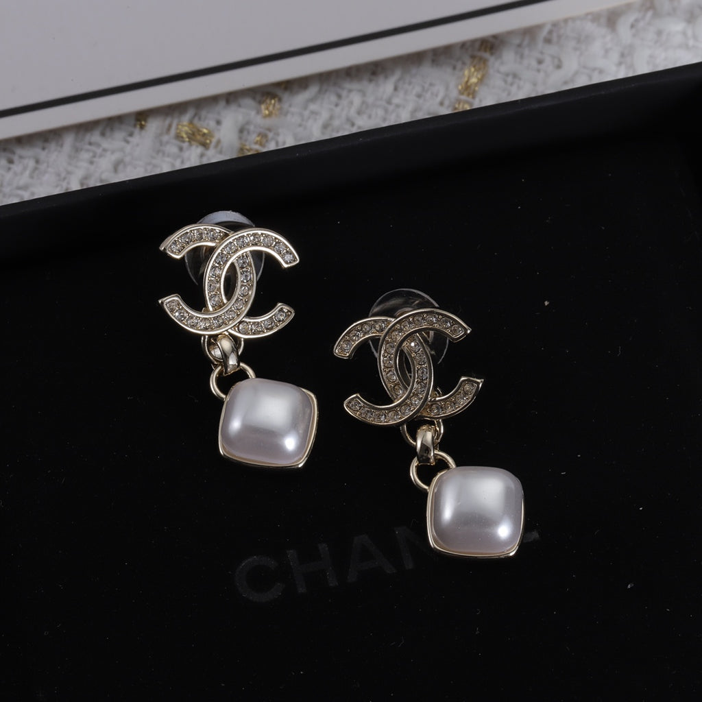 14C300E Popular  Earrings