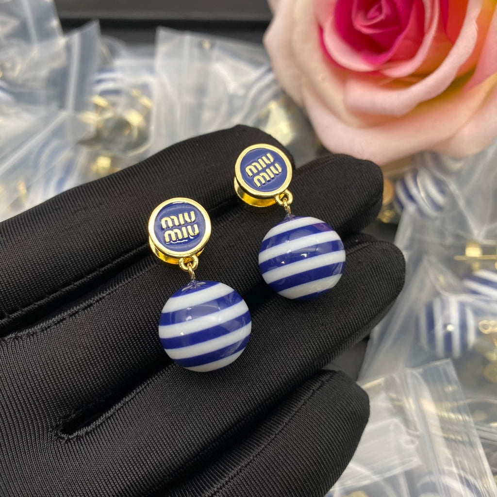 14A993E Popular  Earrings