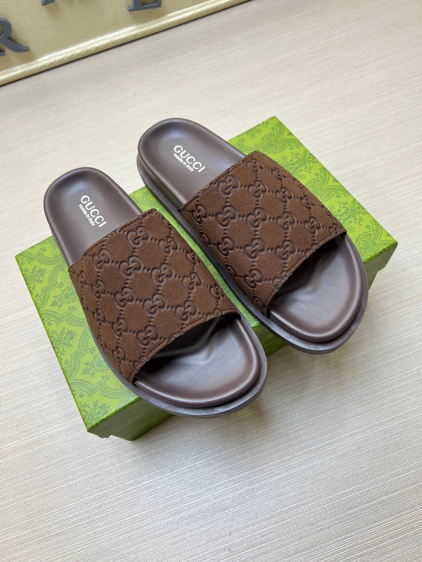 5QB15Z Popular Slippers