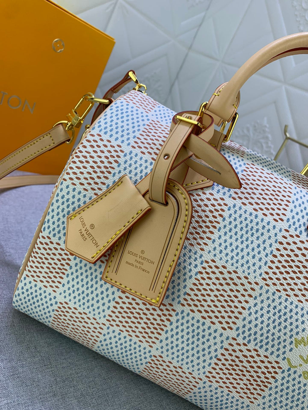 2XE269B Popular  leather bag 