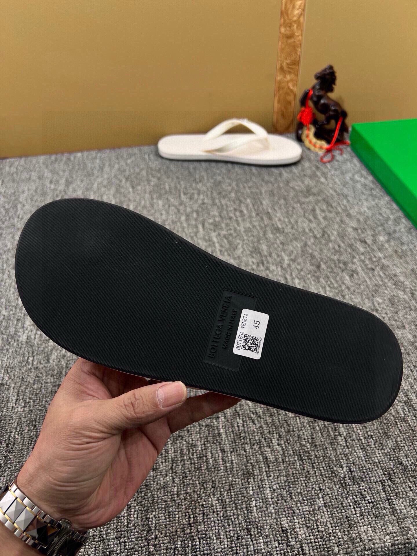 535ZA293Z Popular Slippers