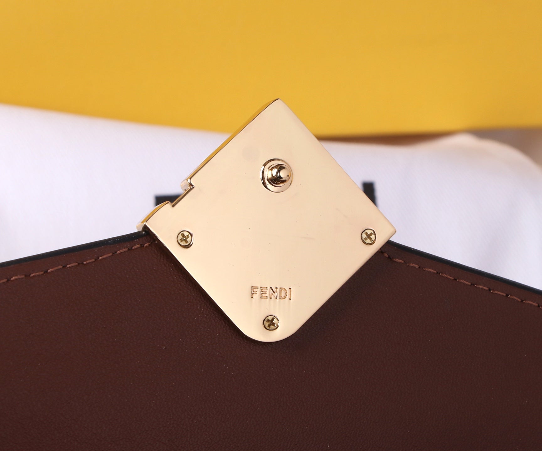 136PF103B Popular leather bag