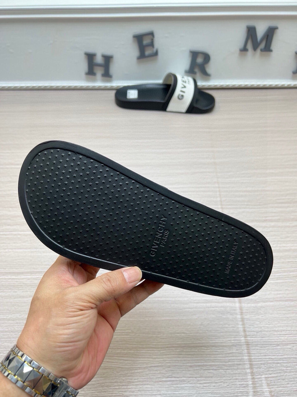 535ZGV264Z Popular Slippers