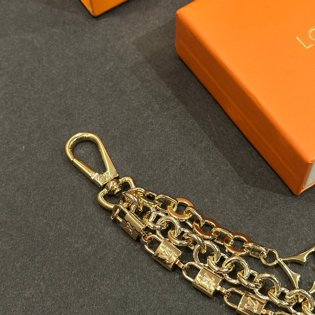 346RE13A Popular bag 's charms accessories