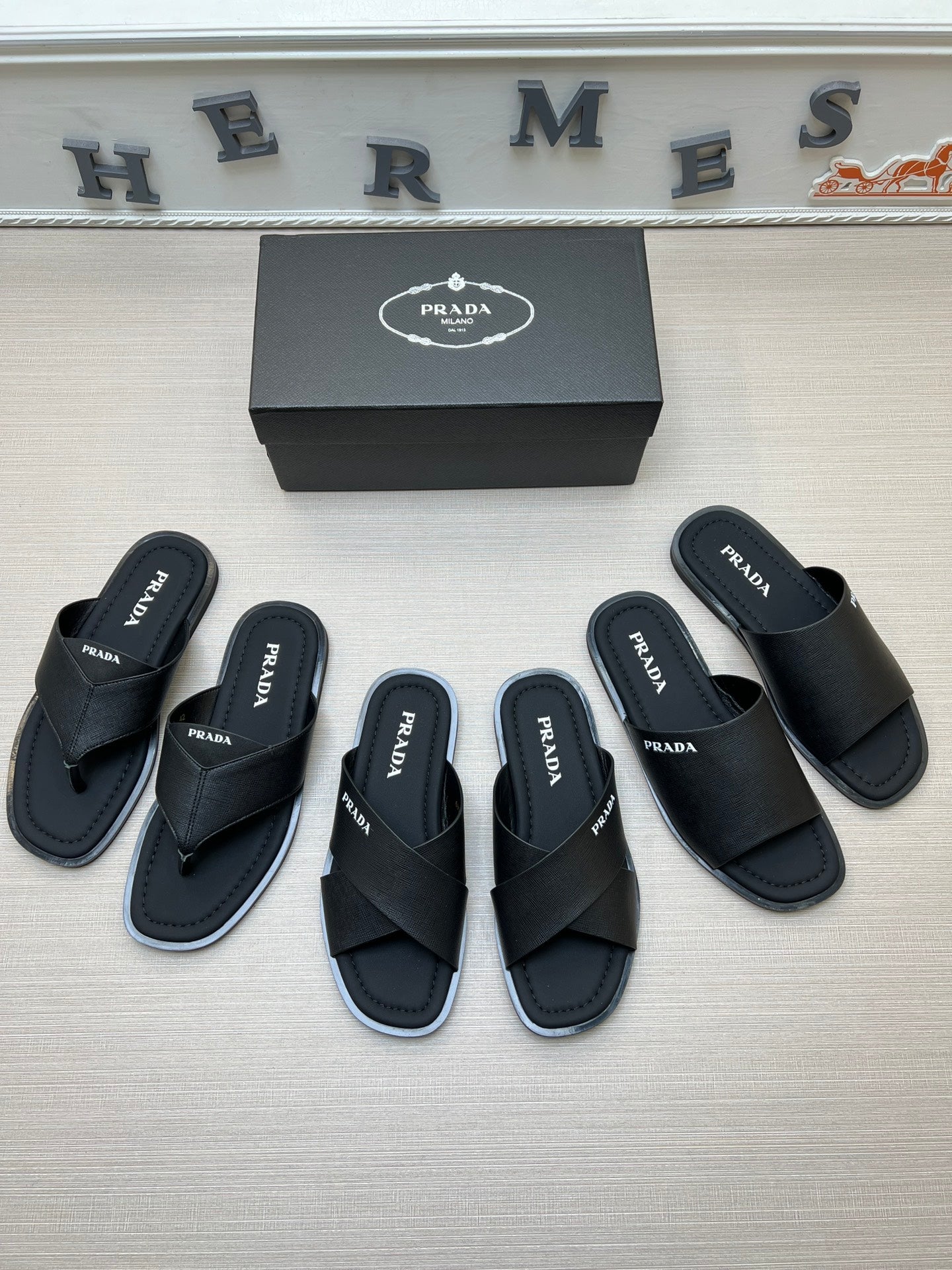 54PD72Z Popular slippers