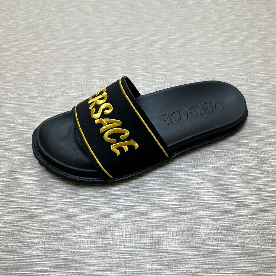 54V54Z Popular slippers