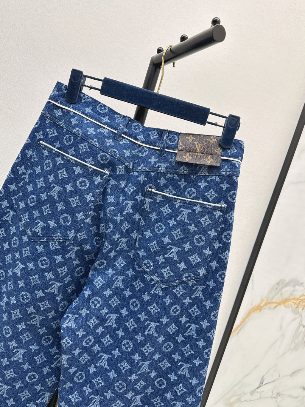 U2X56E64 Popular Pants fashion jeans