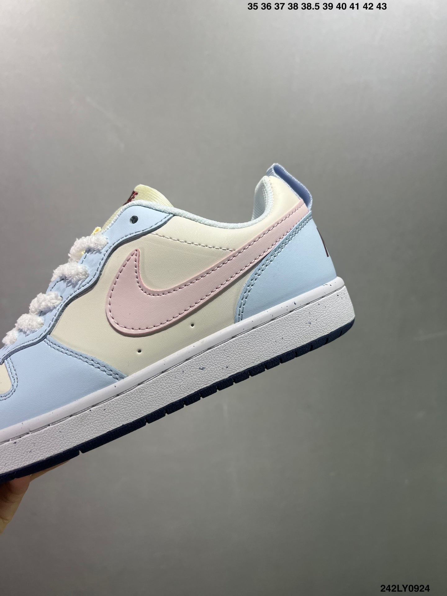 435ZA21Z Popular shoes (No box)