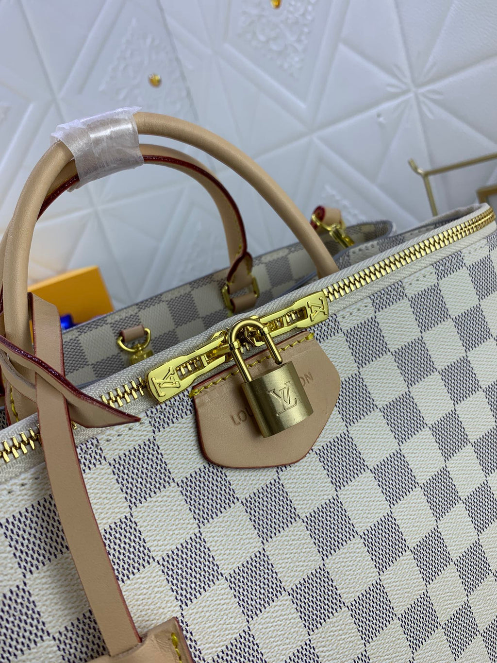 2XE330B Popular   leather bag 