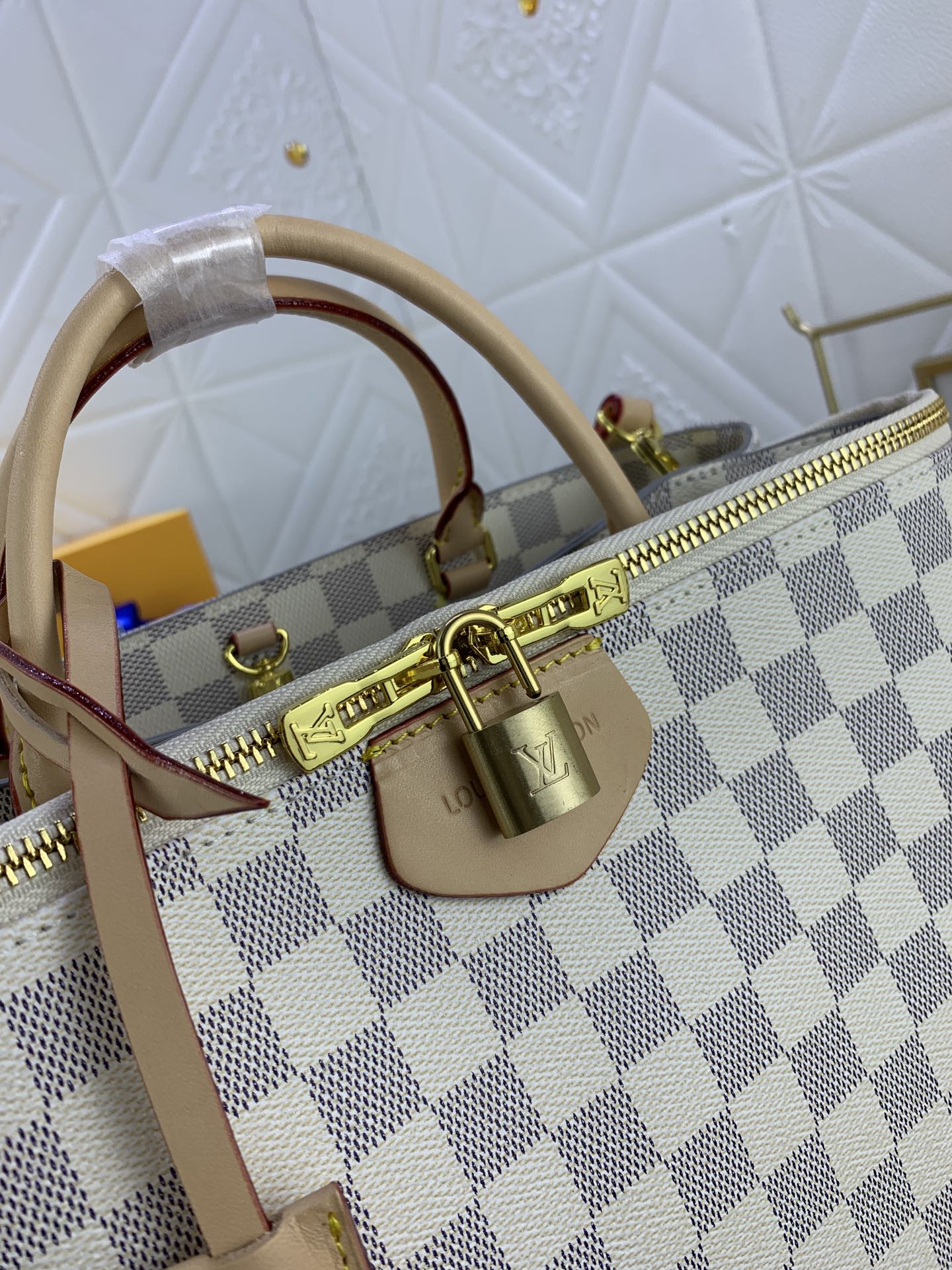 2XE330B Popular   leather bag 