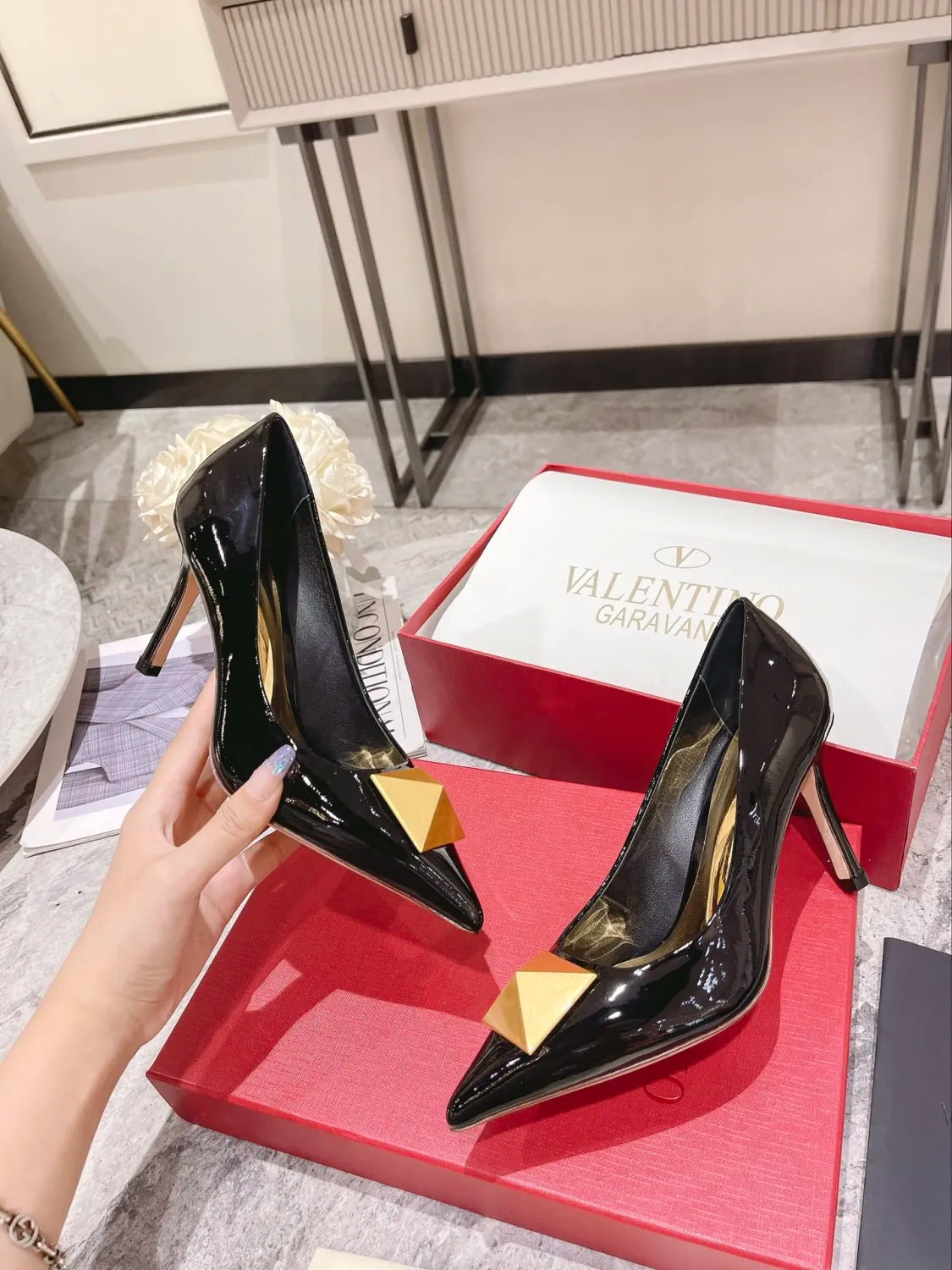 1WVL264Z Popular sandals High heels