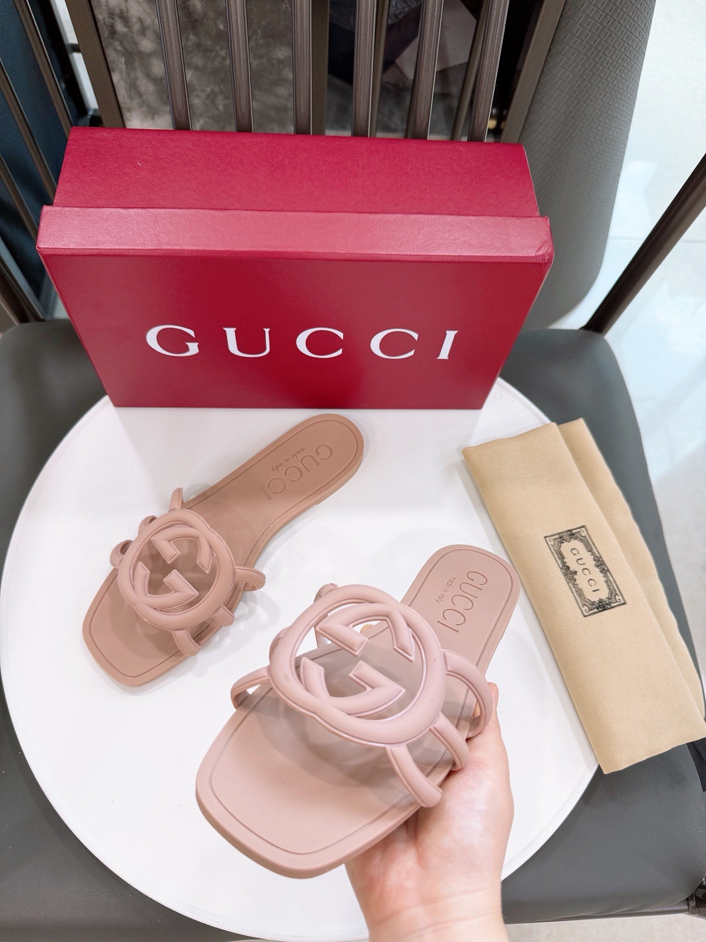 Z2X66B62 Popular high-quality slippers
