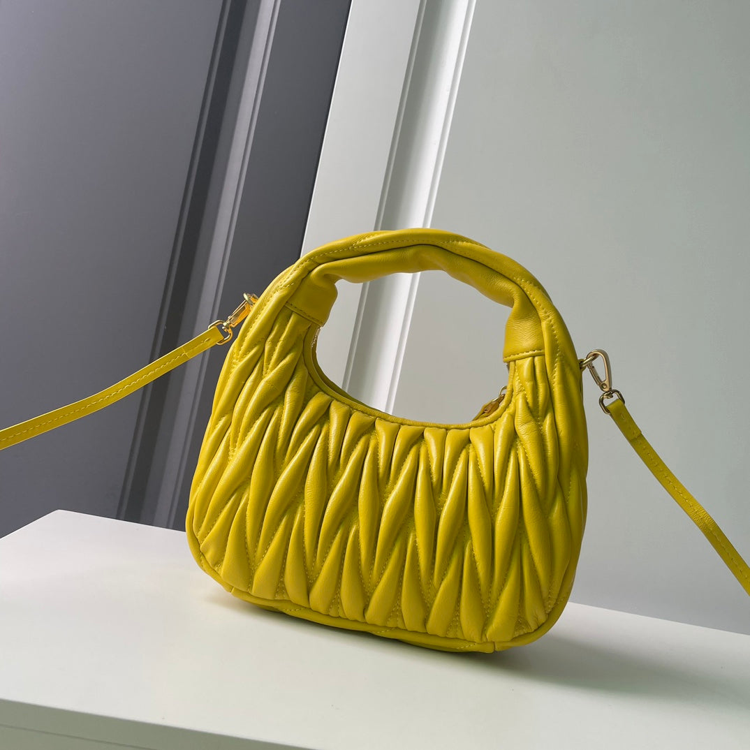 146PA116B Popular leather bag
