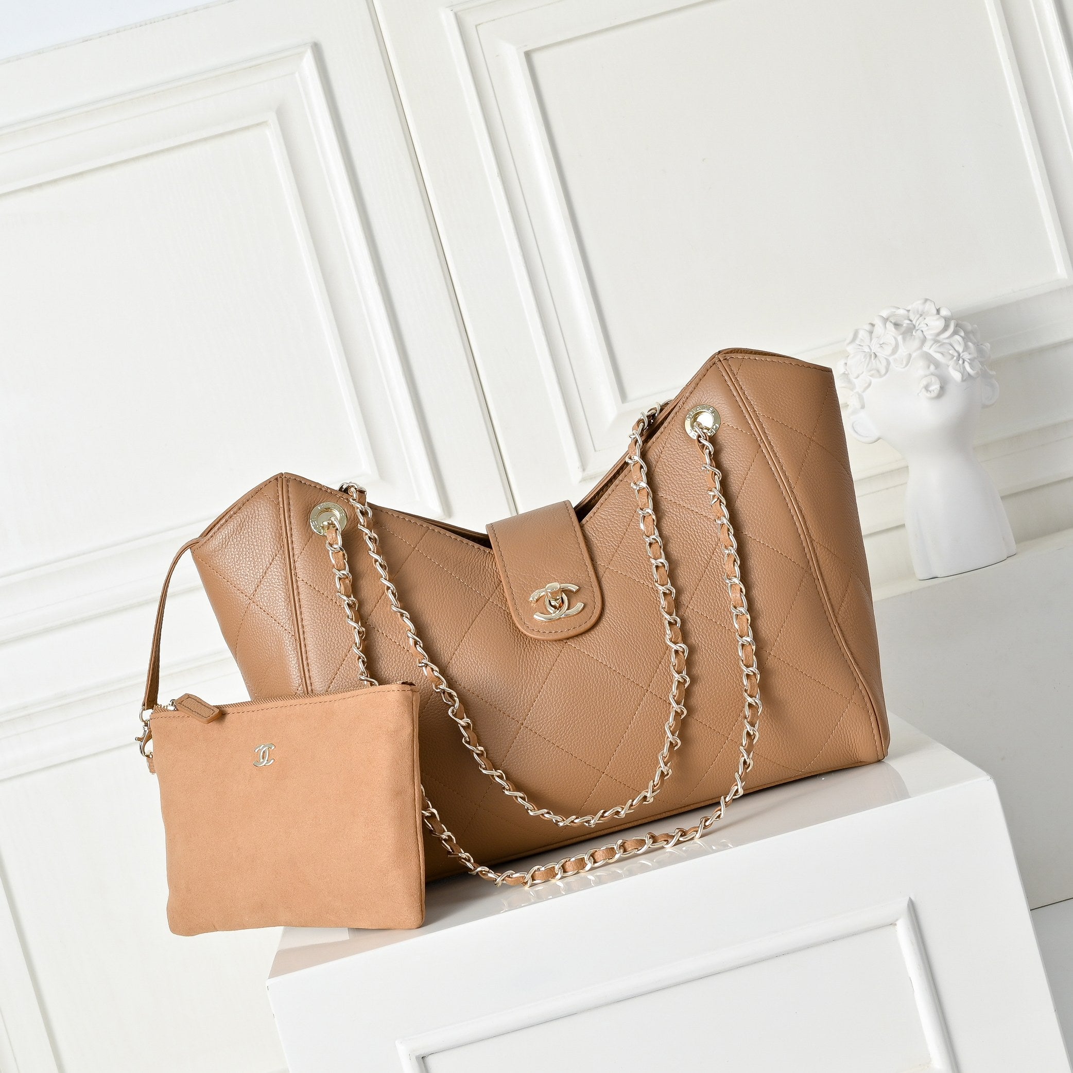 136PC43B Popular leather bag