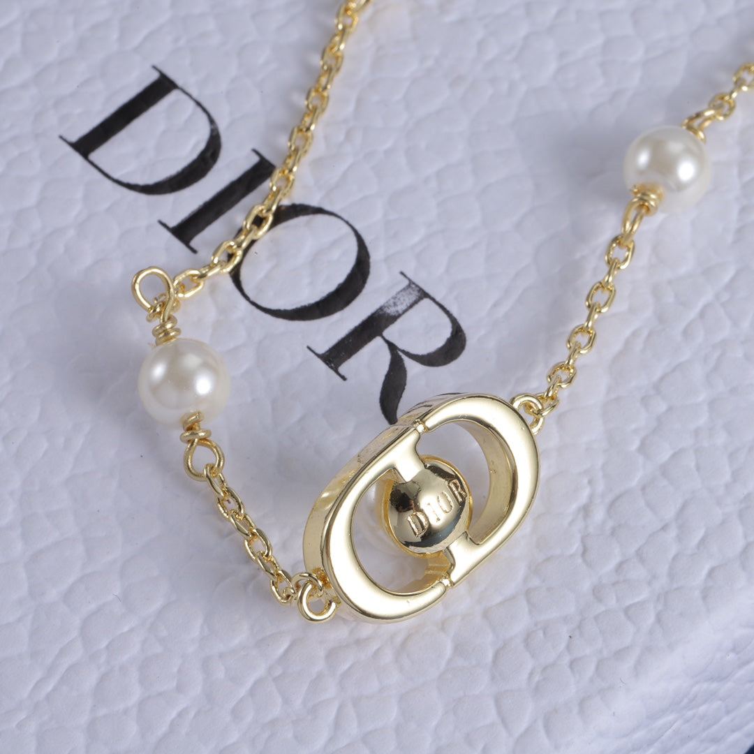 175RD24X Popular  Necklaces .