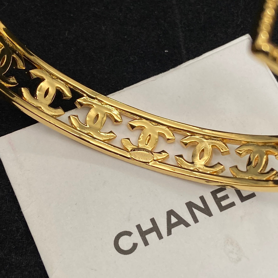 15QC101K  Popular Bracelets