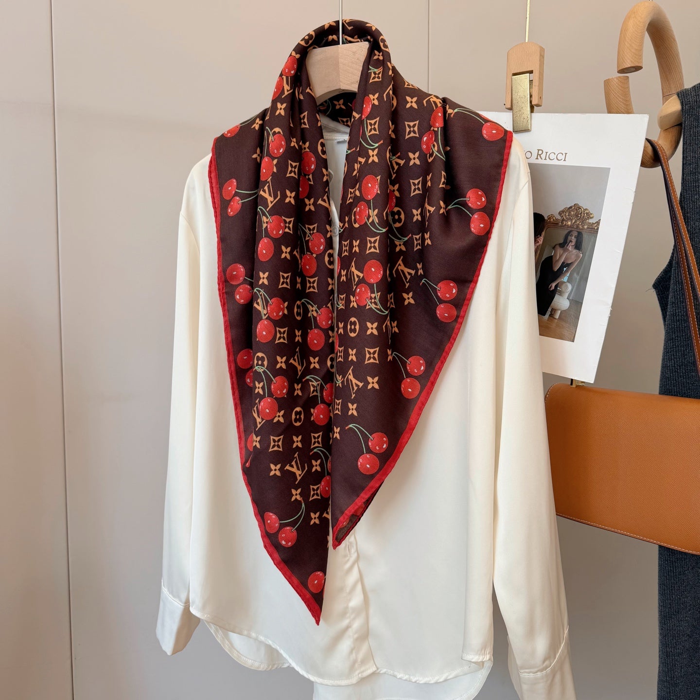 136NE31W Popular Silk Scarve
