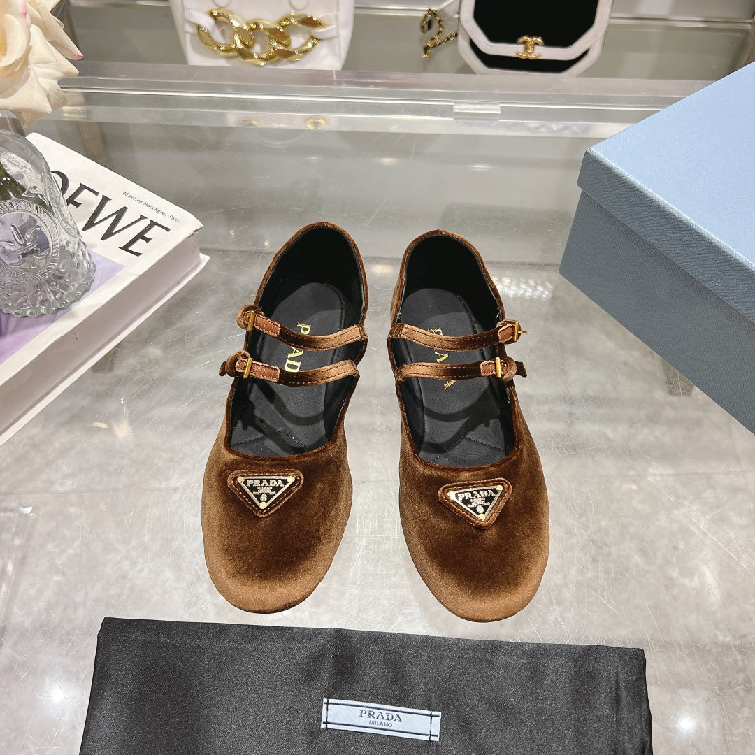 2105QP380Z Popular high-quality Shoes