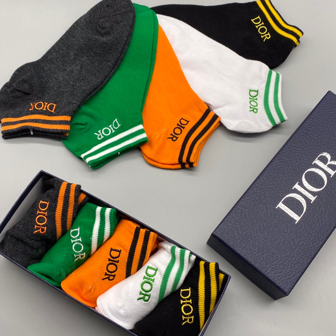 235QB63S Popular socks(5 pairs )