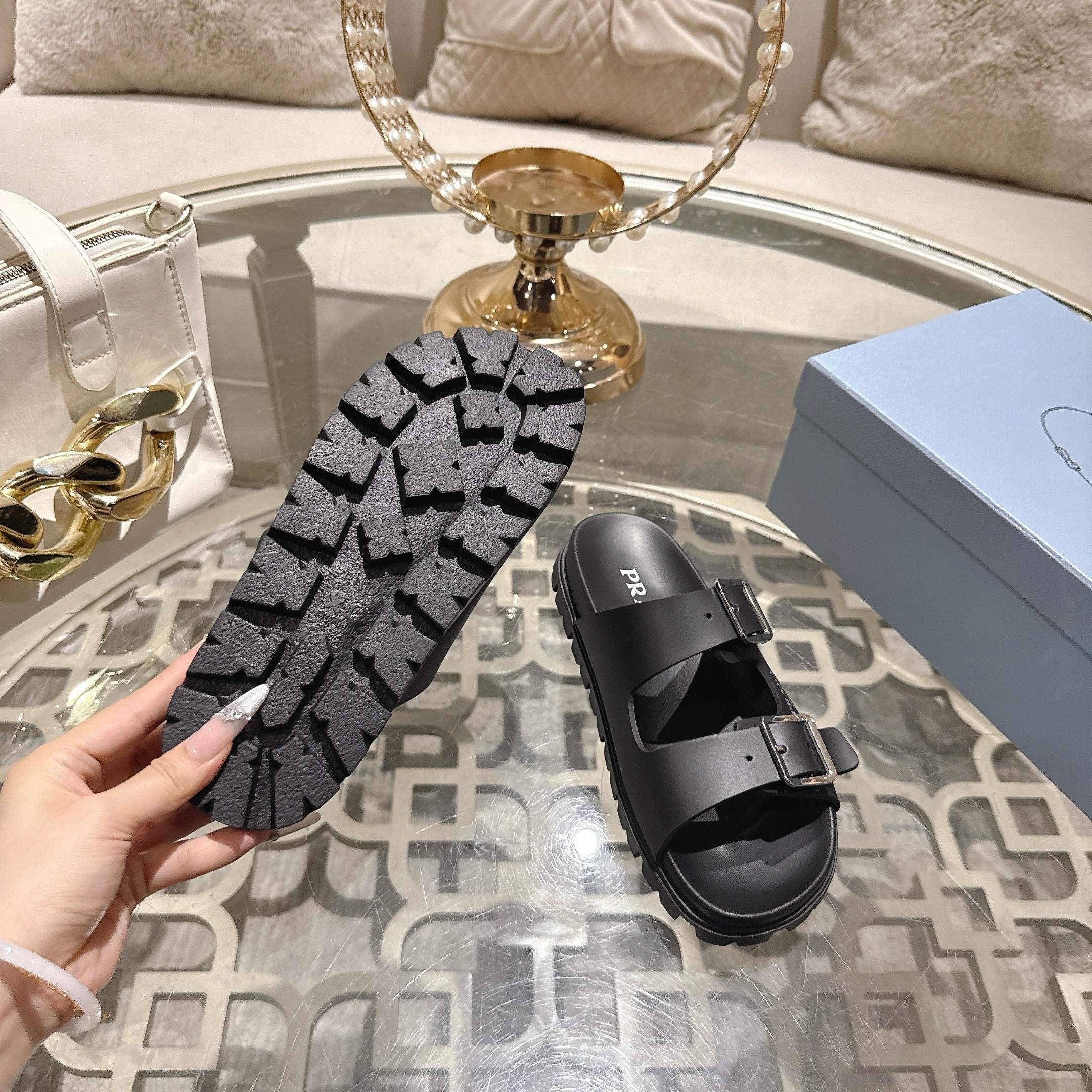 Z2N46P13 Popular high-quality Shoes