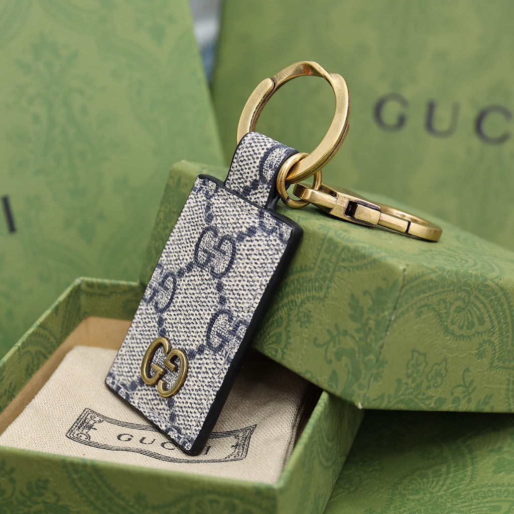 35ZB102A Popular bag 's charms accessories