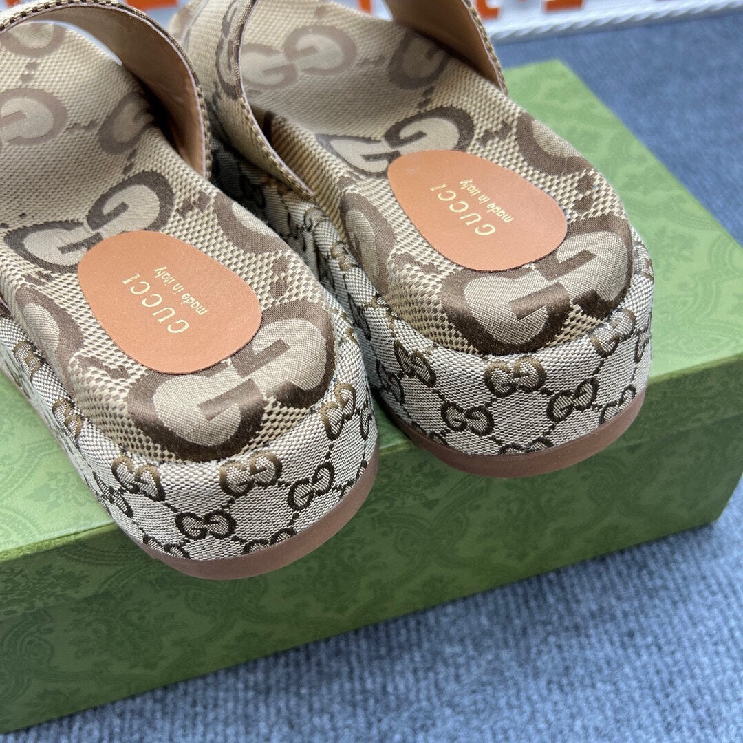 54B122Z Popular slippers  Sole thickness 5.5cm
