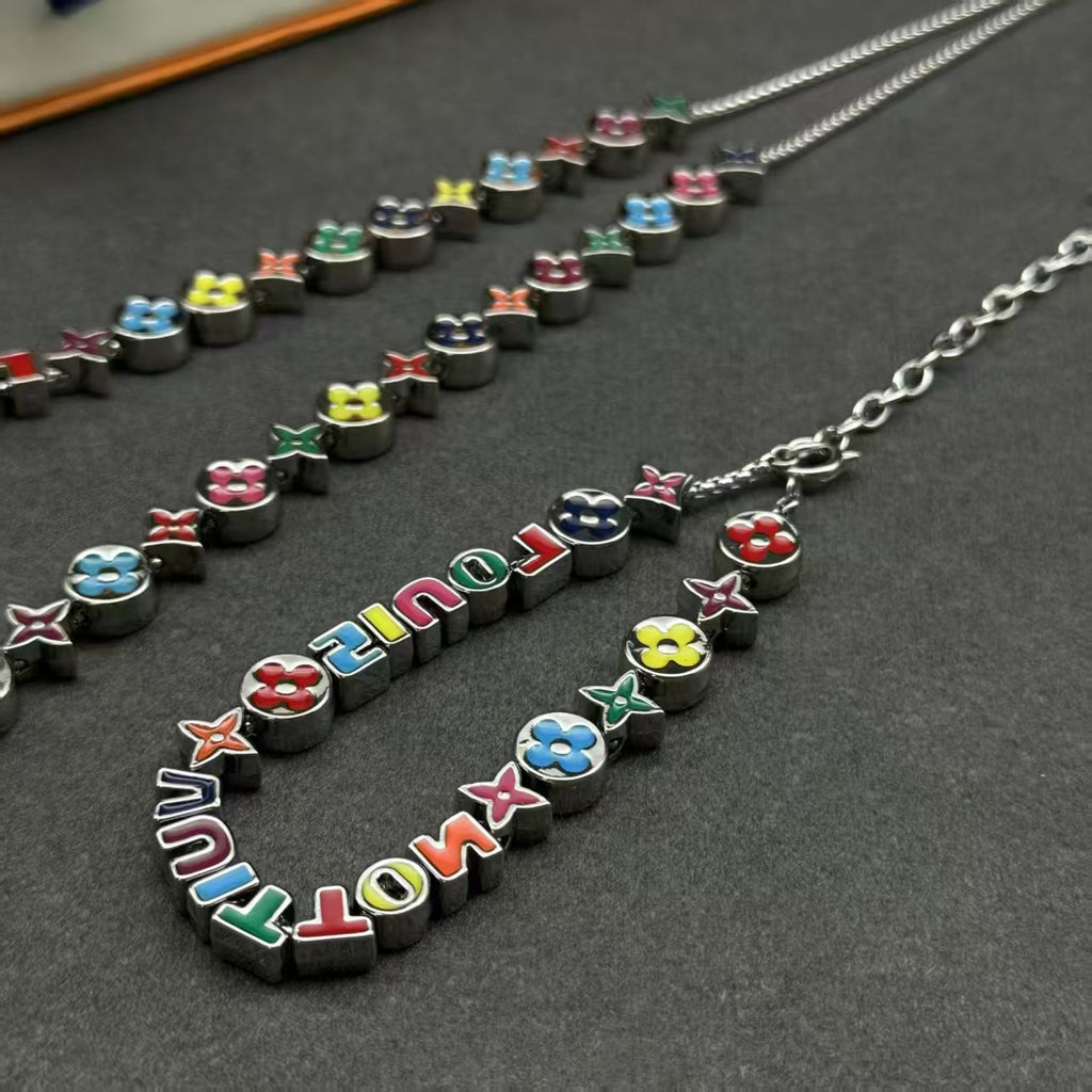 A1R66E2 Popular bag 's charms accessories