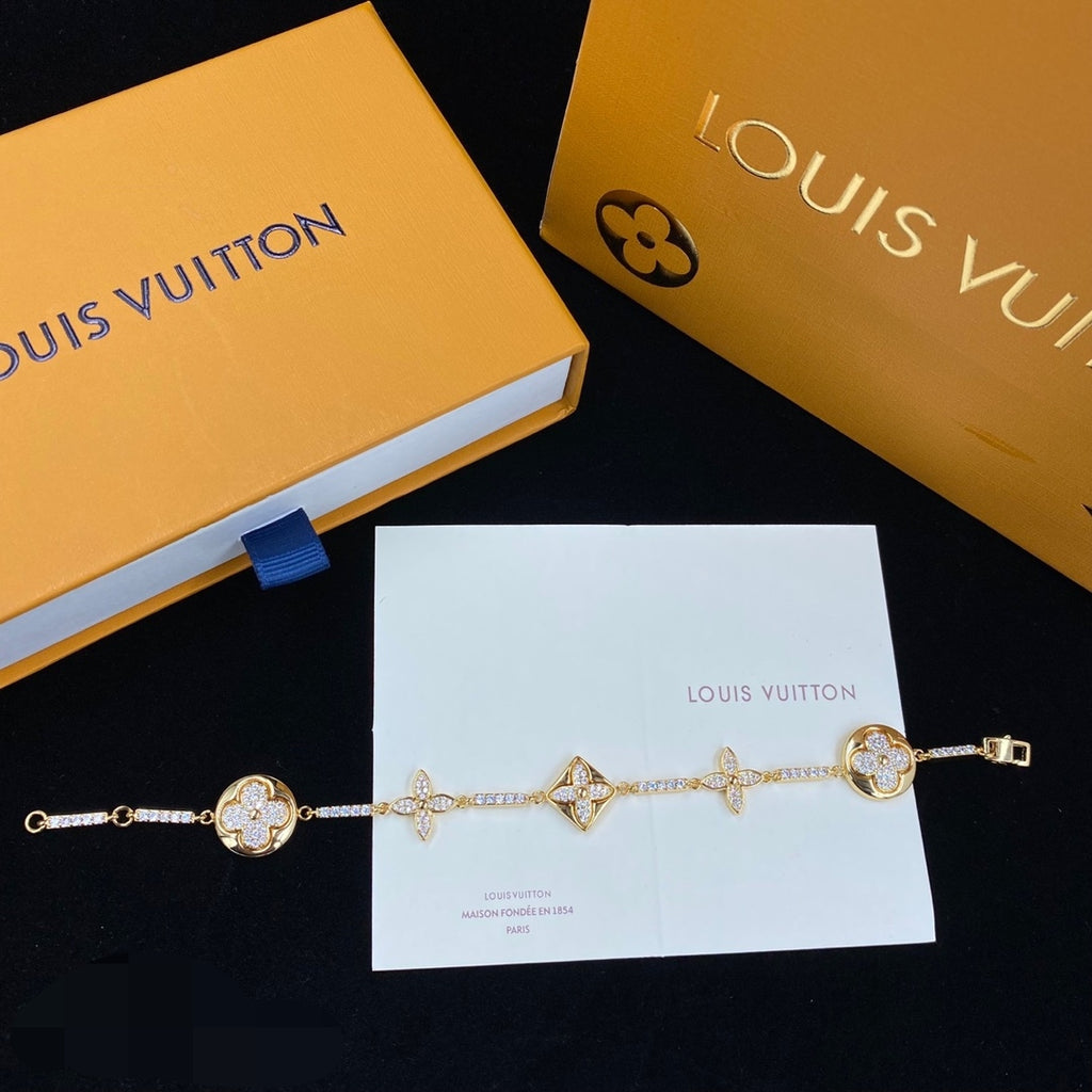 1XE602X  Popular Bracelets