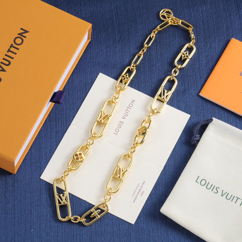 175R35X Popular    Necklaces