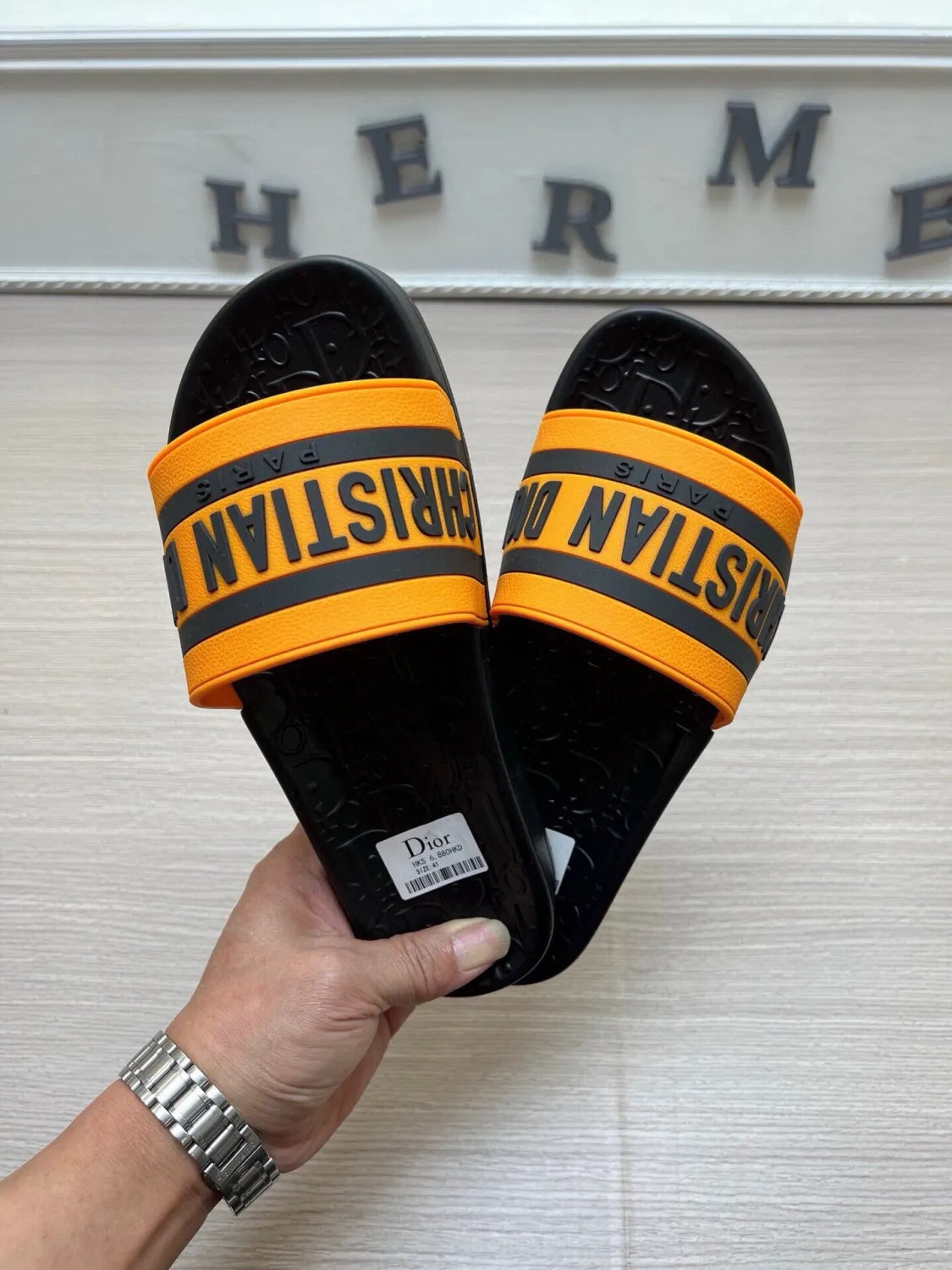 5LD212Z Popular Slippers