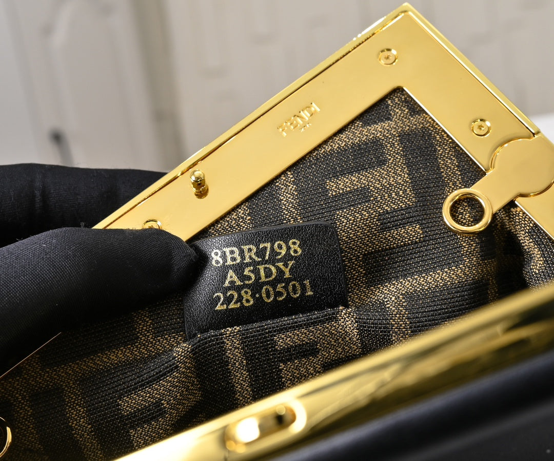 B1N46F8 Popular leather bag