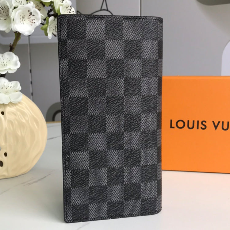 E2B Popular leather wallets