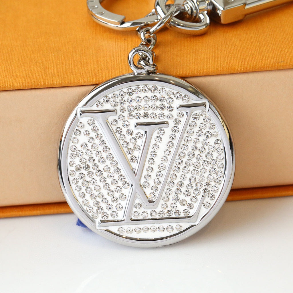 35QE6A Popular bag 's charms accessories