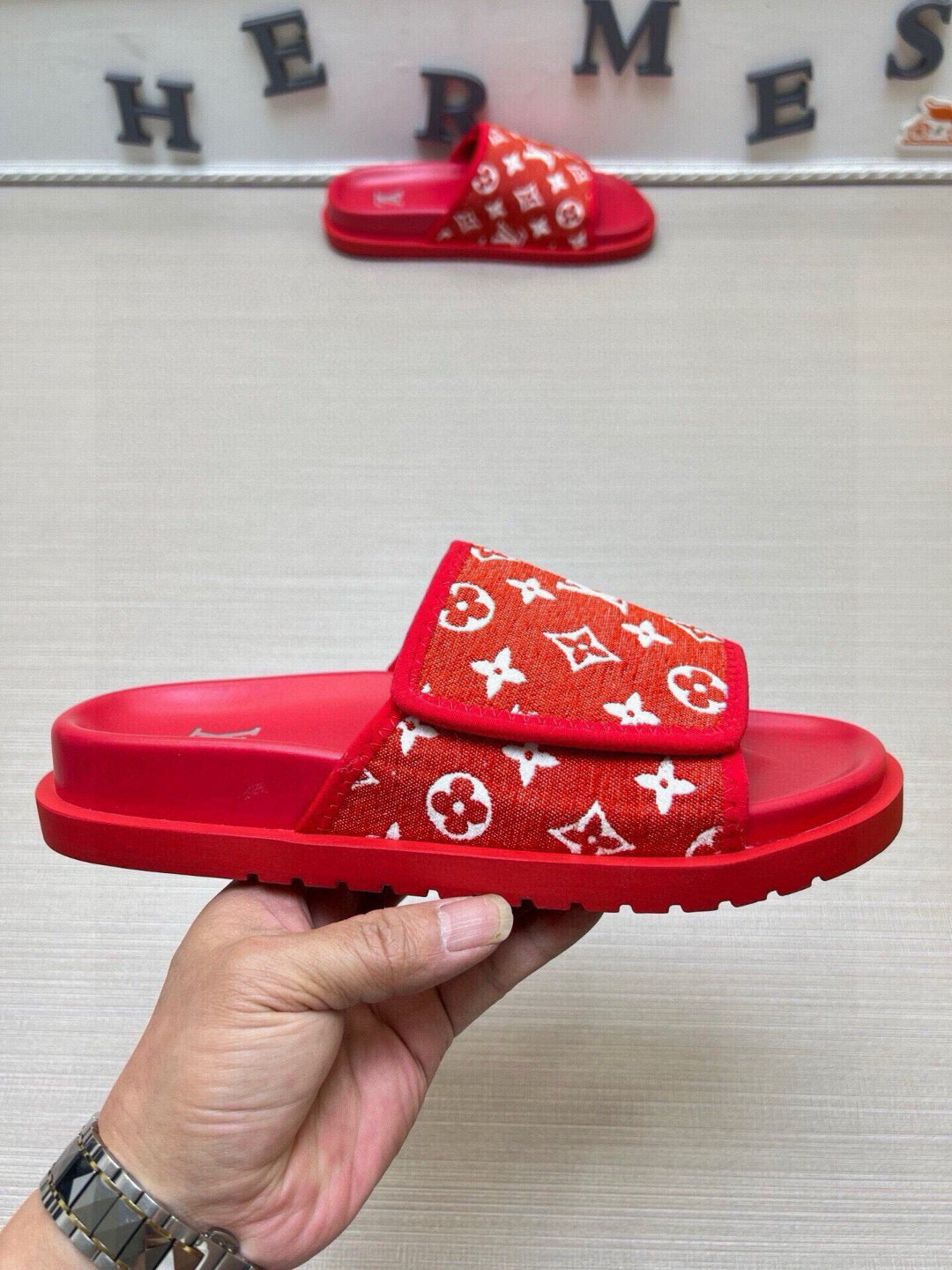 5QE4Z Popular Slippers