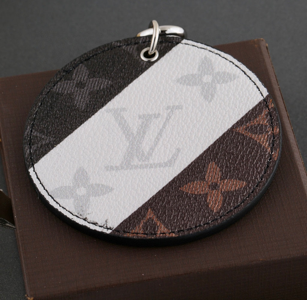 35ZE90A Popular bag 's charms accessories